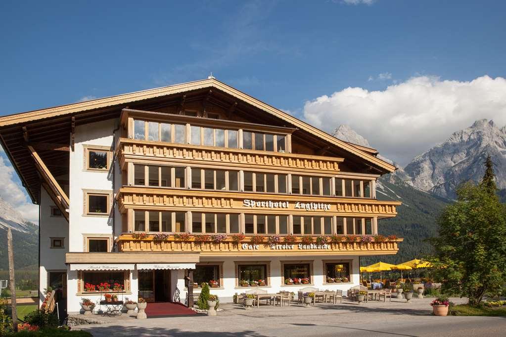 Sporthotel Zugspitze Лермос Экстерьер фото